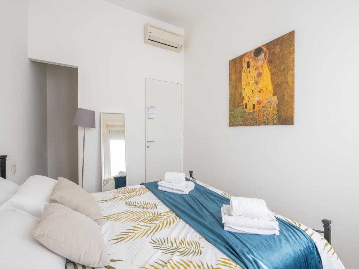 Comfortable One Bedroom Apartment in Milan Downtown Buitenkant foto