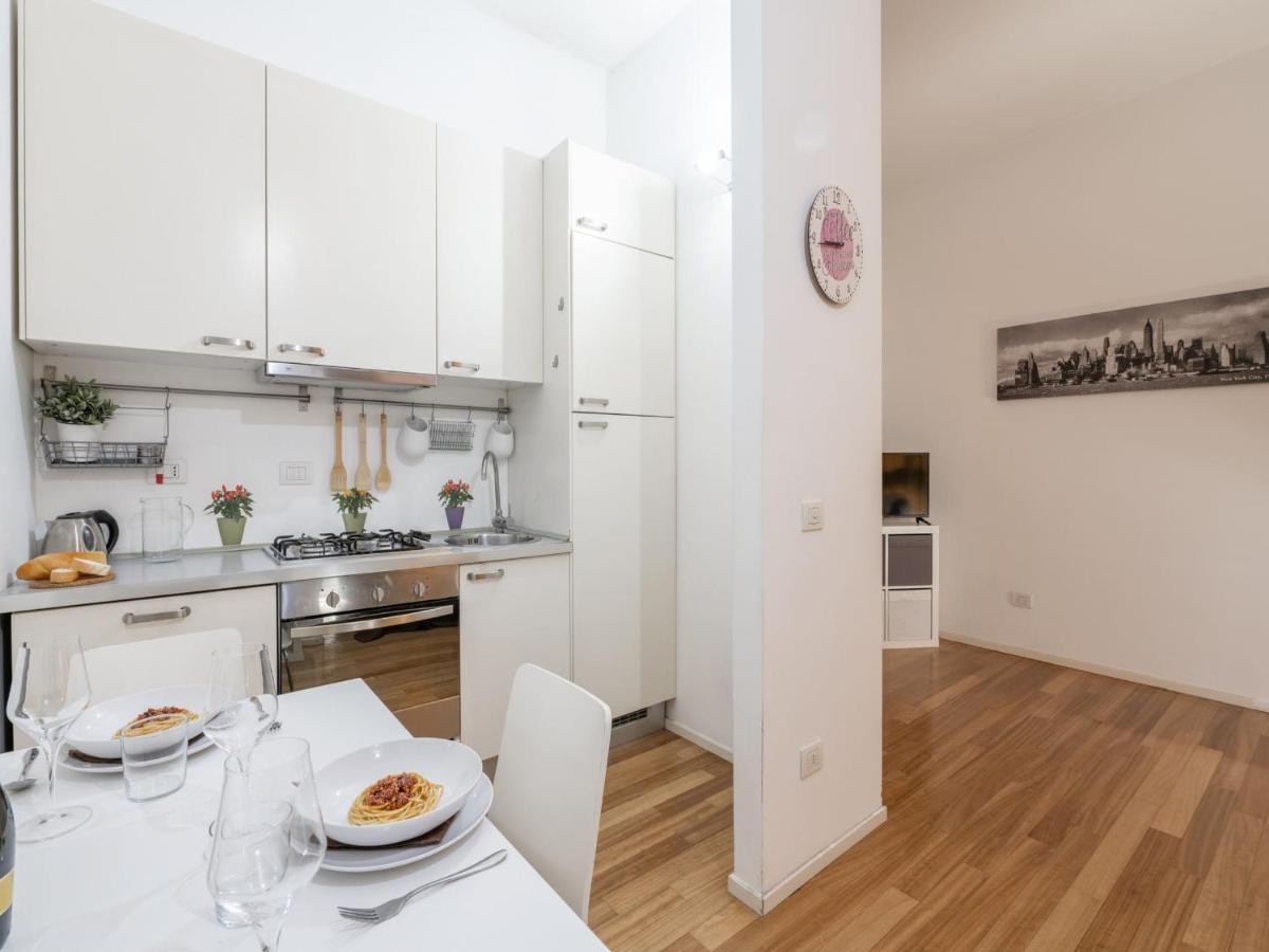 Comfortable One Bedroom Apartment in Milan Downtown Buitenkant foto