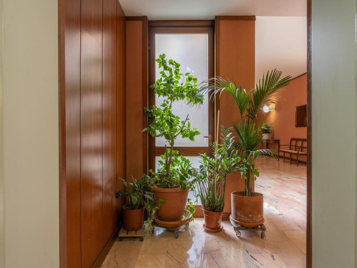 Comfortable One Bedroom Apartment in Milan Downtown Buitenkant foto